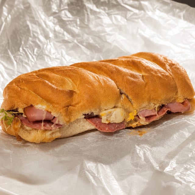 Hottie Salami Sandwich (Menehune).
