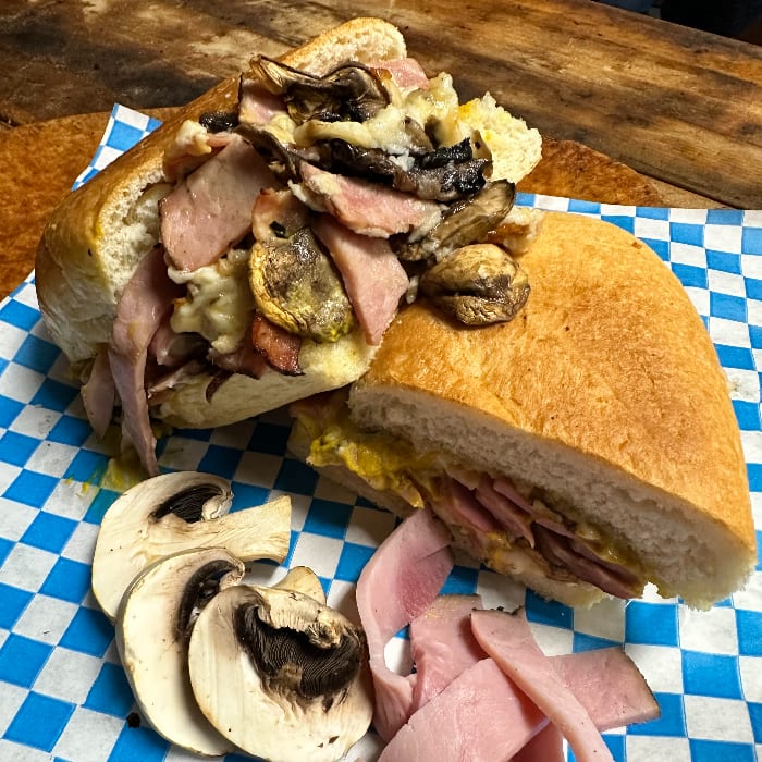 Ham & Mushroom Sandwich (Menehune).