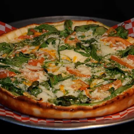 Spinach, Garlic, & Tomato Pizza 7" Small.